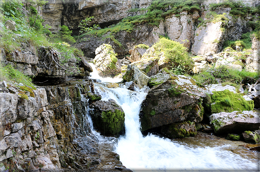 foto Cascate di mezzo in Vallesinella